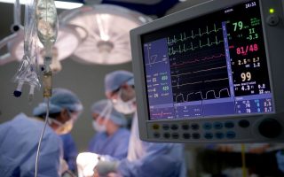 Μεταμόσχευση καρδιάς χοίρου σε άνθρωπο: Kαλή η κατάσταση του ασθενούς πέντε μέρες μετά
