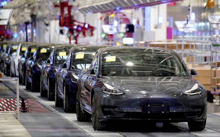 Αγοράστε τώρα τη μετοχή της Tesla, λέει η UBS