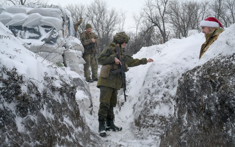 Ρωσική εισβολή τον Φεβρουάριο βλέπει ο Μπάιντεν