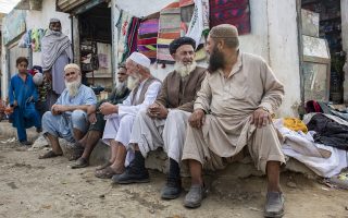 Οι Ταλιμπάν προσλαμβάνουν δημόσιους υπαλλήλους από το εξωτερικό