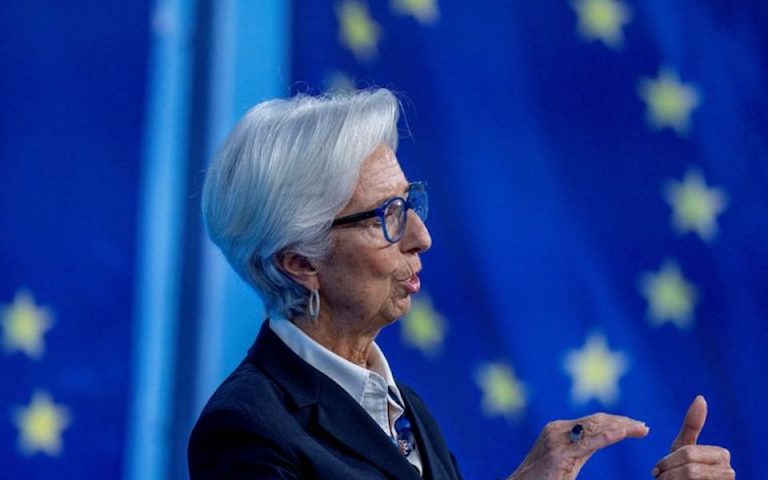 «Βέλη» στην ΕΚΤ: Ο πληθωρισμός και όχι η πράσινη στρατηγική πρέπει να αποτελεί προτεραιότητα