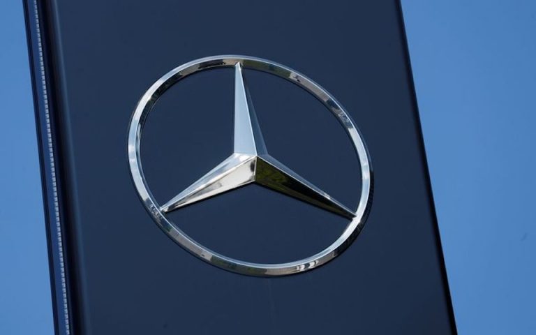 Mercedes-Benz: Ανακαλεί 1 εκατ. οχήματα εξαιτίας προβλήματος στα φρένα