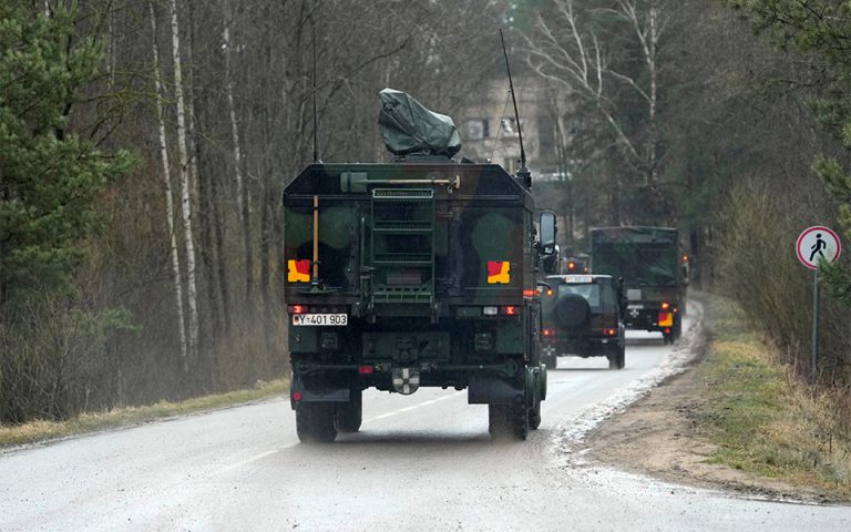 Ουκρανικό – ΝΑΤΟ: Μετέφερε το προσωπικό του από το Κίεβο στο Λβιβ και τις Βρυξέλλες «για λόγους ασφαλείας»