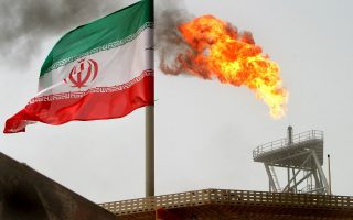 Ιράν: Η Δύση ετοιμάζεται για κυρώσεις, αλλά οι εξαγωγές πετρελαίου σε υψηλό 6ετίας