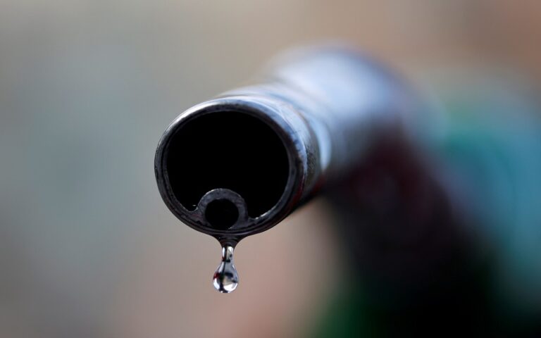 ΙΕΑ: Πρόβλεψη για παγκόσμιο σοκ στην αγορά πετρελαίου