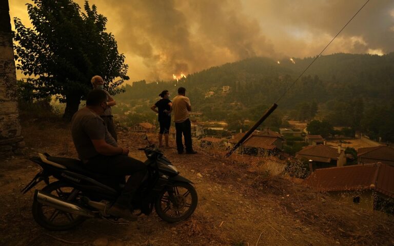 World Press Photo: Από τις φωτιές στην Εύβοια μια από τις καλύτερες φωτογραφίες της χρονιάς