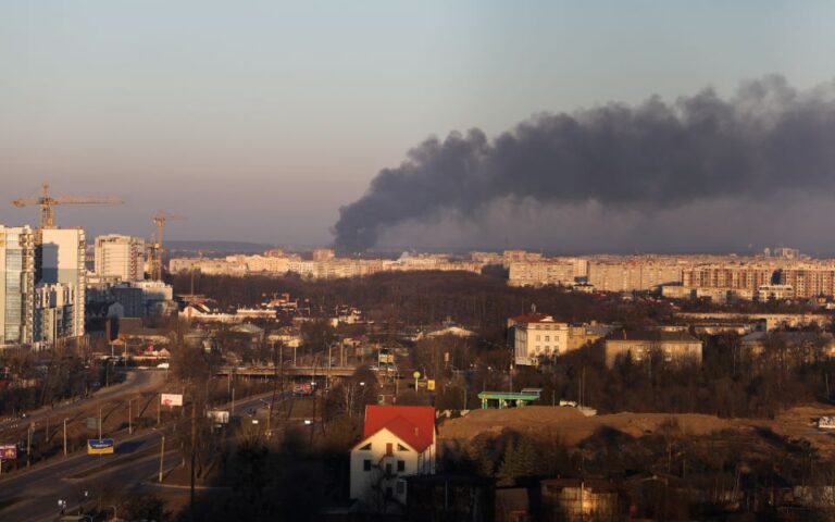 Ουκρανία: Ρωσικές δυνάμεις βάλλουν εναντίον ενός πυρηνικού ερευνητικού κέντρου στο Χάρκοβο