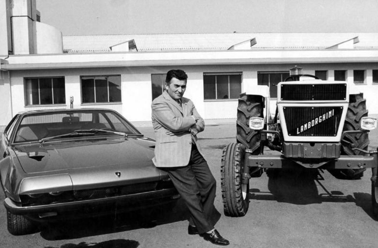 Η ιστορία της Lamborghini ξεκίνησε στη Ρόδο: Ο «ταύρος» που τα έβαλε με τη Ferrari-2