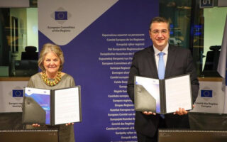 Κοινό σχέδιο ΕΕ και Περιφερειών για την αξιοποίηση των 500 δισ. ευρώ του νέου ΕΣΠΑ