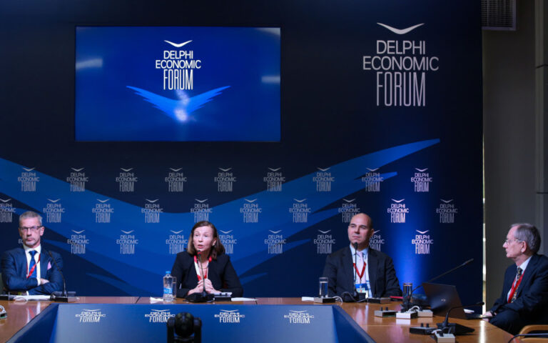 Delphi Economic Forum: Έρχεται αύξηση των επιτοκίων από την ΕΚΤ στο β’ εξάμηνο του 2022