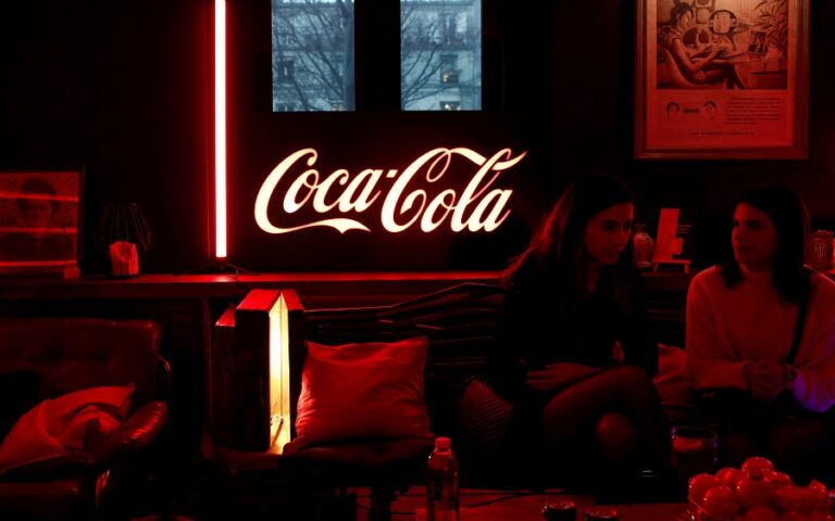 Coca-Cola: Αύξηση 11,9% στα λειτουργικά κέρδη – Προτείνει μέρισμα 0,78 ευρώ ανά μετοχή