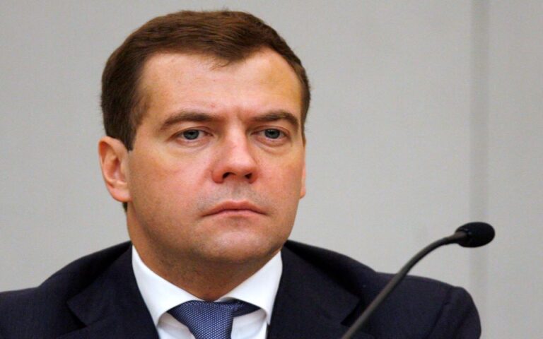 Μεντβέντεφ: Εξαγωγές τροφίμων και σιτηρών μόνο σε «φιλικές» χώρες σε ρούβλι και εθνικό συνάλλαγμα