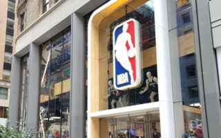 NBA και Fanatics ανοίγουν το πρώτο κατάστημα της Λίγκας στο Παρίσι