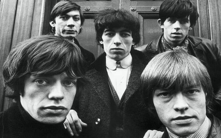 Rolling Stones: Το «αντίπαλον δέος» των Beatles συστήνεται στη Μουσική Βιομηχανία