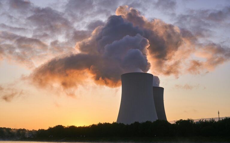Γερμανία: Έως τα τέλη Απριλίου θα λειτουργούν οι τρεις πυρηνικοί σταθμοί