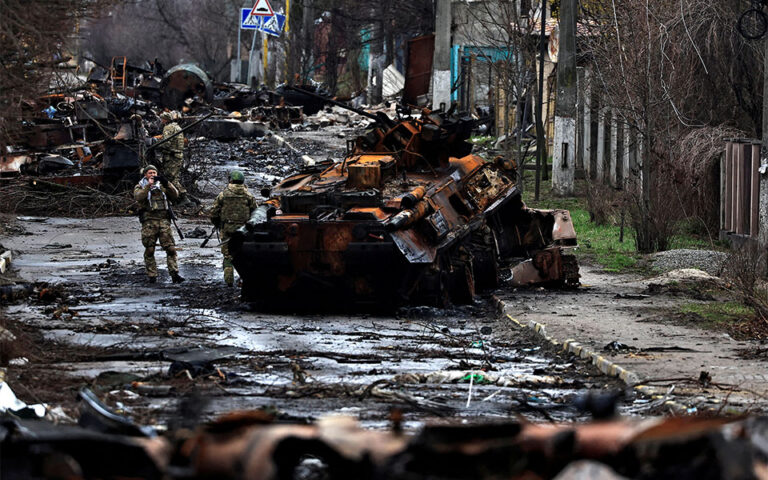 Ρωσία: Αρνείται τις μαζικές δολοφονίες αμάχων στη Μπούτσα