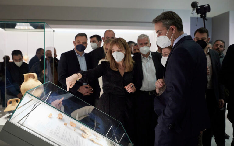 Επίσκεψη Μητσοτάκη στο νέο Αρχαιολογικό Μουσείο Χανίων – Αύριο ανοίγει τις πύλες του