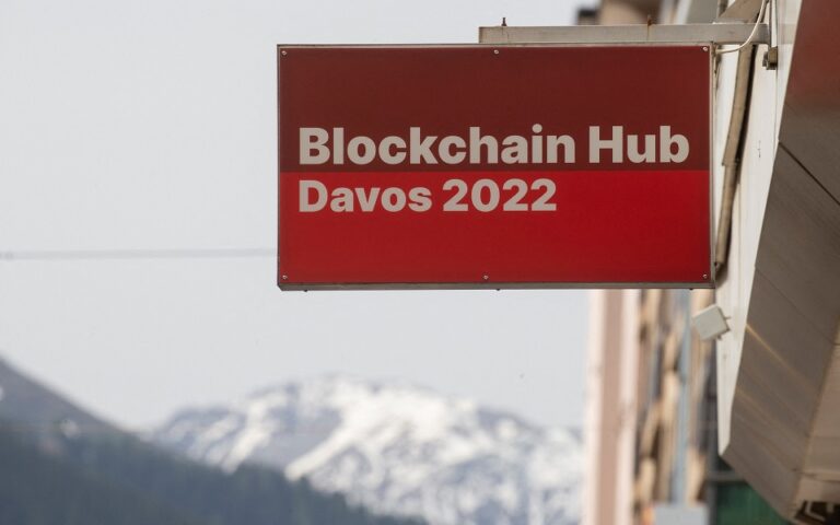 Νταβός: To «παρών» δίνει η βιομηχανία crypto