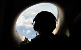 Αδιανόητο έγκλημα πάνω από την Κρήτη: Το τσιγάρο του πιλότου που έριξε ένα αεροπλάνο