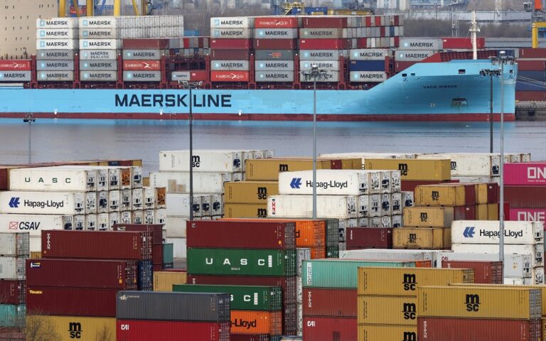 Maersk: «Καμπανάκι» για στασιμοπληθωρισμό και το χτύπημα από τα lockdowns στην Κίνα