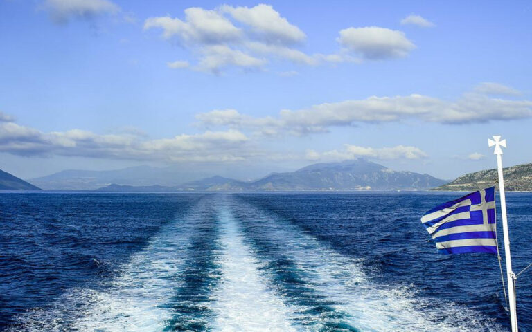 HELMEPA: Ενίσχυση της ασφάλειας στη θάλασσα και ανάγκη για αυστηρή τήρηση των κανονισμών στα πλοία