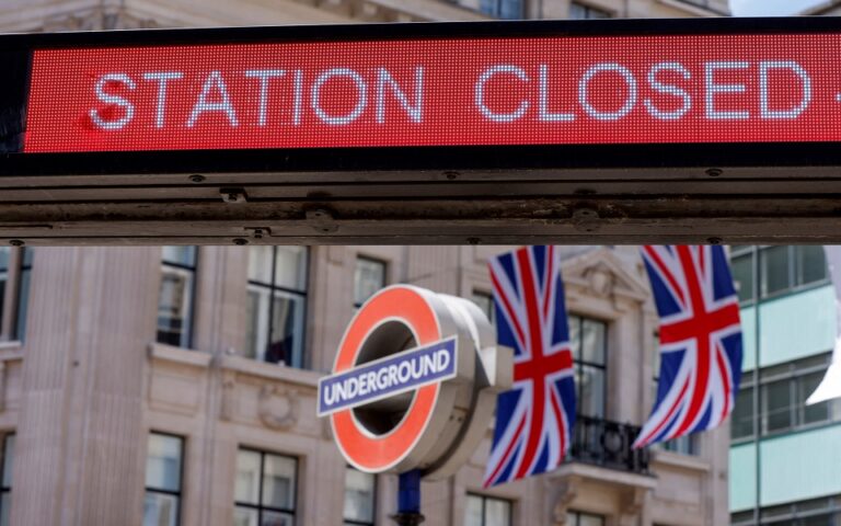 Λονδίνο: Παραλύει το δίκτυο μεταφορών – Στις 100 εκατ. λίρες το κόστος των απεργιών