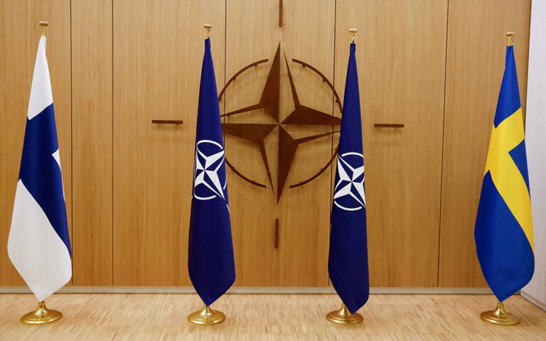 ΗΠΑ: Η ένταξη Φινλανδίας και Σουηδίας στο ΝΑΤΟ θα φέρει σε δύσκολη στρατιωτική θέση τη Ρωσία