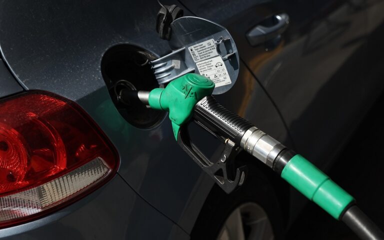 Αισχροκέρδεια στα καύσιμα: Πρόστιμα 10.000 ευρώ σε δύο πρατήρια