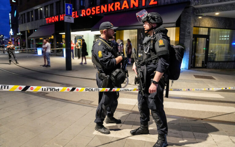 Νορβηγία: Δύο νεκροί και δέκα τραυματίες από πυροβολισμούς σε νυχτερινό κέντρο