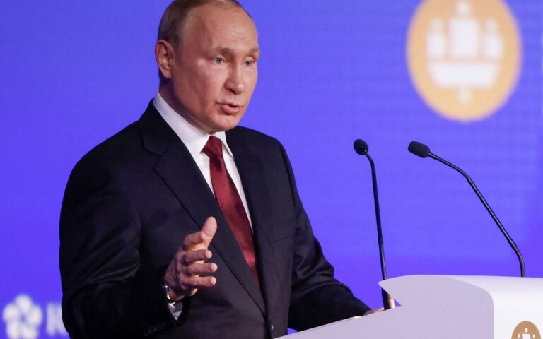 Πούτιν: Συζήτησε με τον γγ του ΟΗΕ για τις εξαγωγές σιτηρών