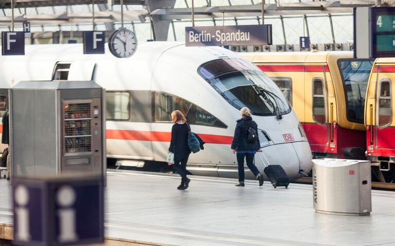 Από το ντίζελ στο υδρογόνο: Το σιδηροδρομικό δίκτυο του Βερολίνου γίνεται πιο «πράσινο»