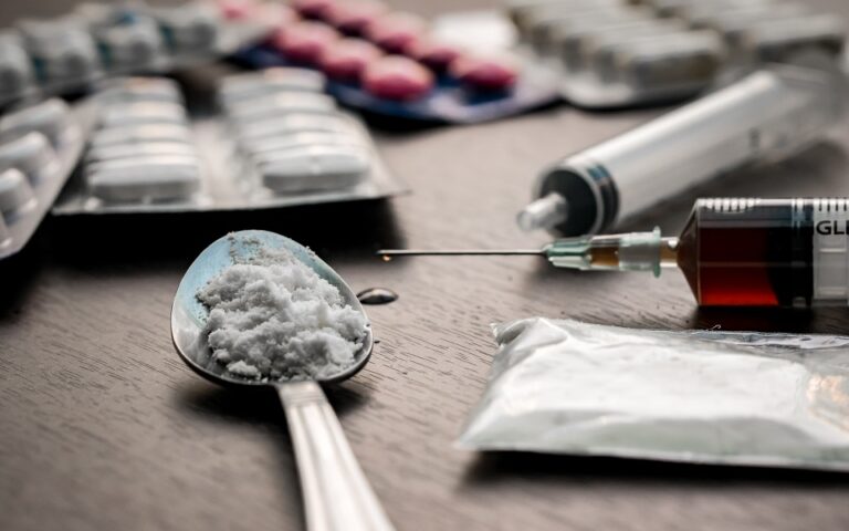 Έρευνα: Στα προ κορωνοϊού επίπεδα η χρήση κοκαΐνης στην Ε.Ε.