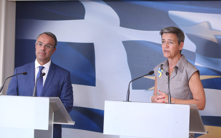 ΛΑΡΚΟ, Ναυπηγεία Σκαραμαγκά, ενέργεια, ΗΠΑ και Ecofin στο επίκεντρο τηλεδιάσκεψης Vestager – Σταϊκούρα
