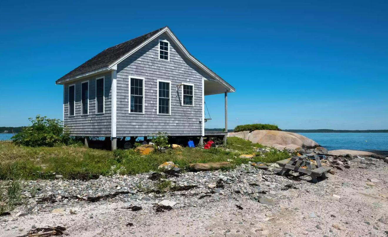 Ο παράξενος όρος για να αγοράσετε το πιο μοναχικό σπίτι στον κόσμο-2