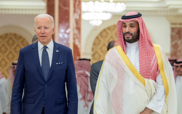 Συναντήσεις Μπάιντεν στη Σαουδ. Αραβία: Στο επίκεντρο πετρέλαιο και ανθρώπινα δικαιώματα
