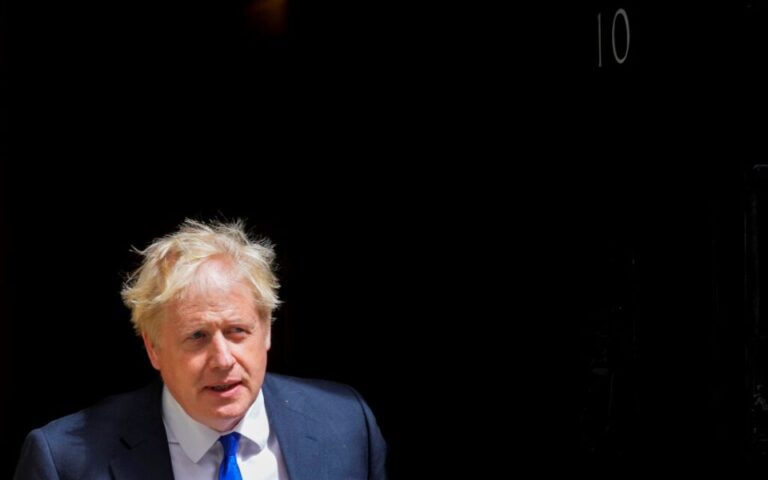 O Μπόρις Τζόνσον δεν παραιτείται – Τα σενάρια για τον Βρετανό πρωθυπουργό