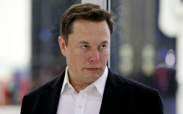 Musk: Υπεραμύνεται της αμοιβής των 56 δισ. δολ. από την Tesla το 2017