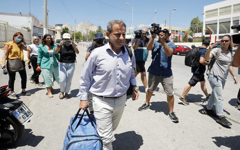 Αποφυλακίστηκε ο Δημήτρης Λιγνάδης: «Θα δικαιωθώ στο Εφετείο»