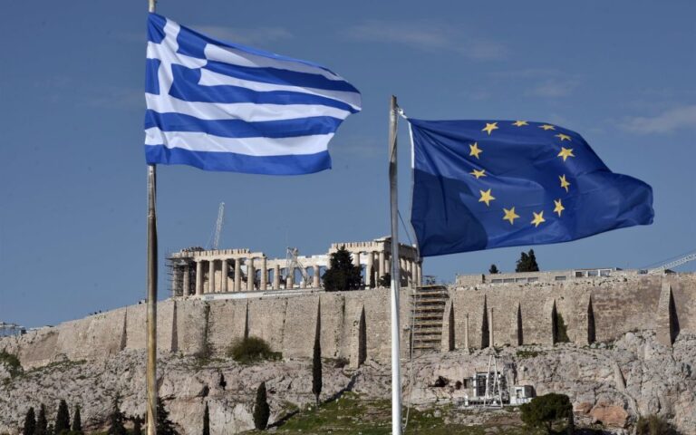 FAZ για έξοδο από ενισχυμένη εποπτεία: «Ο εφιάλτης των Ελλήνων τελείωσε»