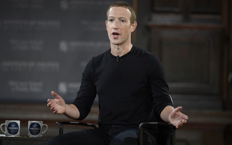 Mark Zuckerberg: Έγινε κατά 28 δισ. δολάρια πλουσιότερος σε μία ημέρα