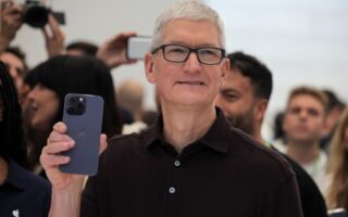 Apple: Ανακάμπτει το iPhone – Πάνω από τις προβλέψεις οι πωλήσεις