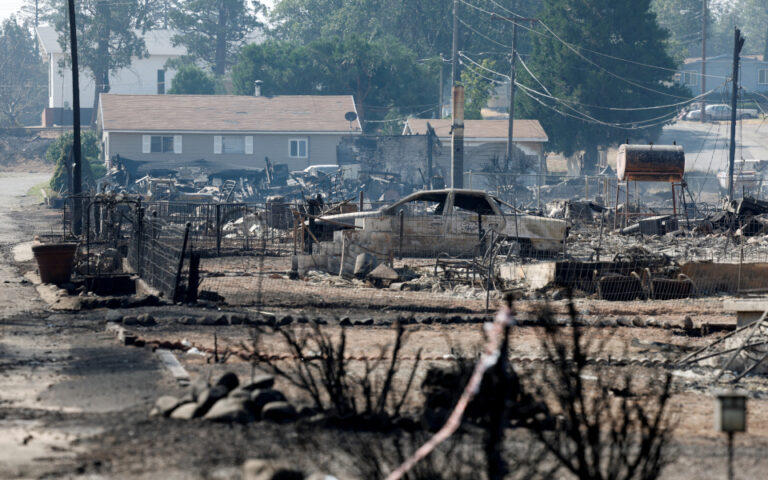 Σε εξέλιξη η πυρκαγιά στην Καλιφόρνια – Κάηκαν πάνω από 4.000 στρέμματα