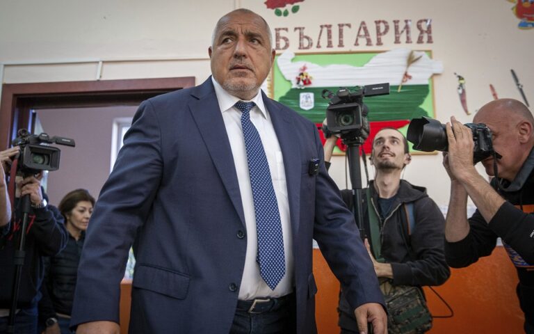 Βουλγαρία – Εκλογές: Η πρωτιά του Μπορίσοφ δεν εγγυάται την επιστροφή του στην εξουσία