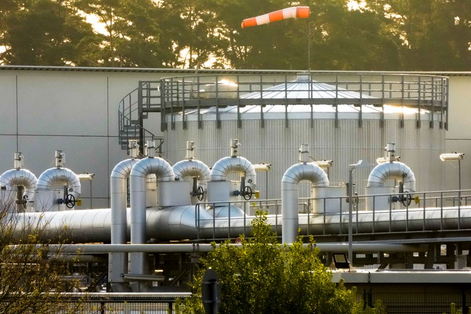 Bloomberg: Το σχέδιο της Κομισιόν για το φυσικό αέριο – Πώς θα δουλεύει το όριο τιμών