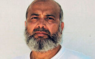 Απελευθερώθηκε ο γηραιότερος κρατούμενος στο Γκουαντάναμο και επέστρεψε στο Πακιστάν