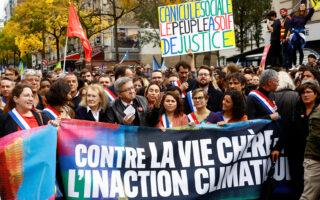 Γαλλία: Χιλιάδες πολίτες διαδήλωσαν στο Παρίσι «κατά της ακρίβειας»