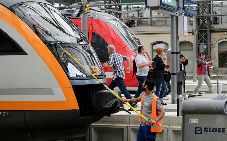 Γερμανία: Σε «δολιοφθορά» αποδίδεται η διακοπή των σιδηροδρομικών δρομολογίων