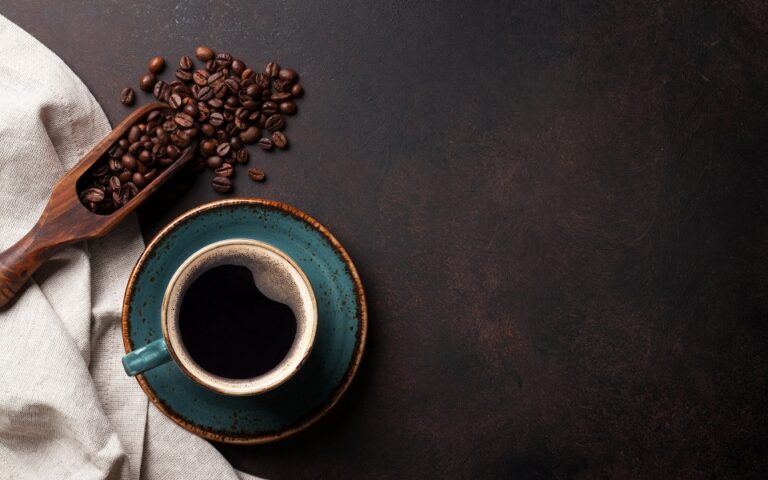 Καλά νέα για τους λάτρεις του καφέ: Γιατί ενδέχεται να πέσουν οι τιμές
