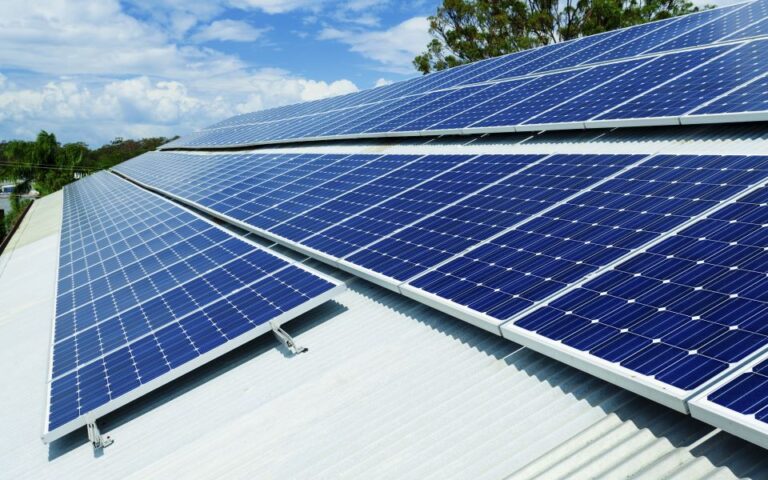 Ηλιακή ενέργεια: Η Ευρώπη πρέπει να εντείνει τις προσπάθειες για να ανταγωνιστεί τα φτηνά πάνελ της Κίνας