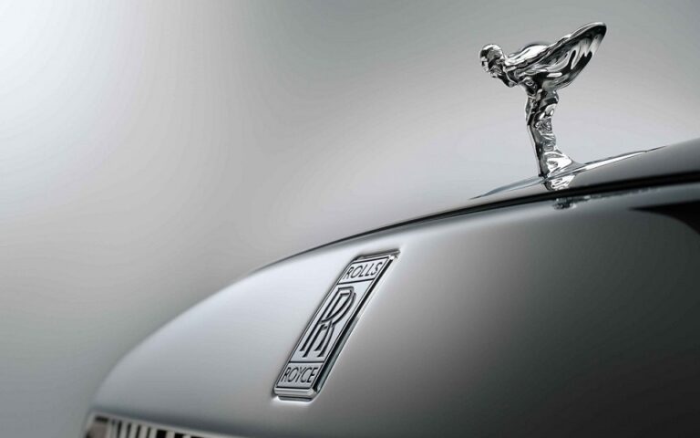 Γνωρίστε το υπερπολυτελές Spectre: Πόσο Rolls-Royce;